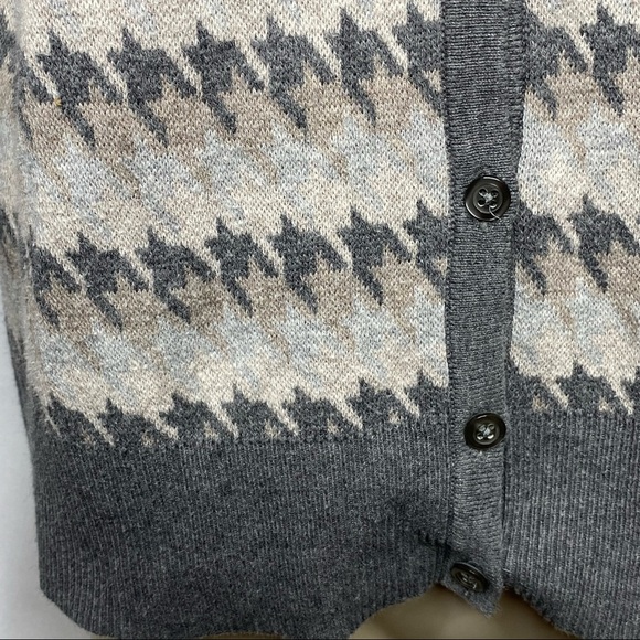Croft & Barrow Geometric Print Sweater PS Light Gray Tan Button Down Casual - Picture 7 of 12